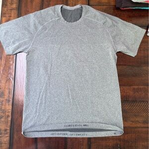 Lululemon workout tee shirt